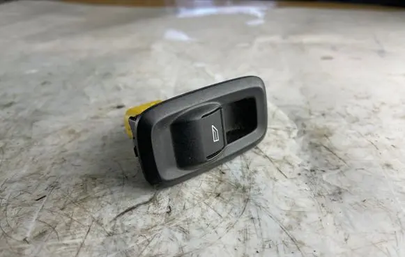 Ford Fiesta Electric window control switch 8a6t14529ab
