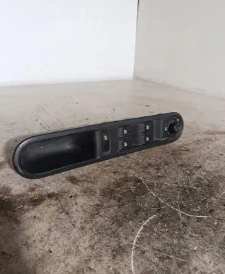 Renault Espace - Grand espace IV Electric window control switch 0012126