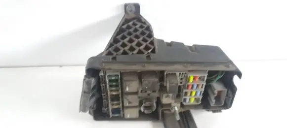 Volvo S60 Fuse module 30728132