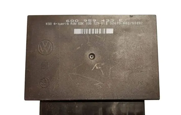 Volkswagen Transporter - Caravelle T5 Comfort/convenience module 6Q0959433E