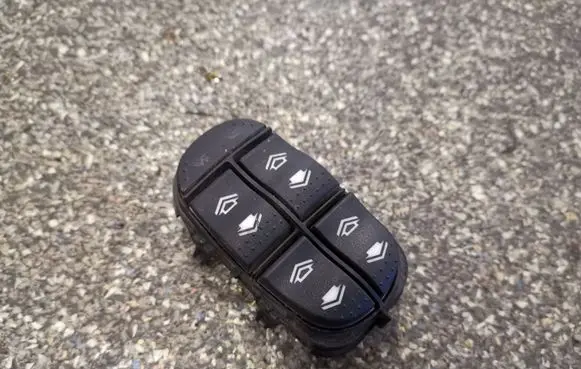 Ford Focus Electric window control switch 98AB14A132DE
