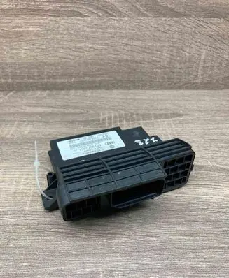 Audi A6 S6 C6 4F Power management control unit 4F0907280A