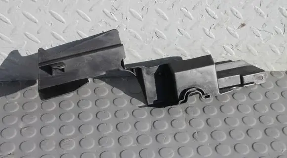 Suzuki SX4 S-Cross Intercooler air guide/duct channel