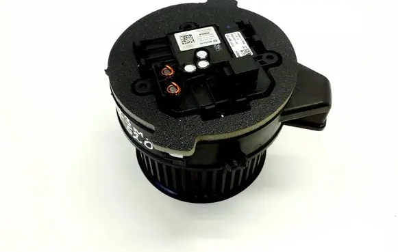 BMW 5 G30 G31 G38 Heater fan/blower F011500123 0130309508
