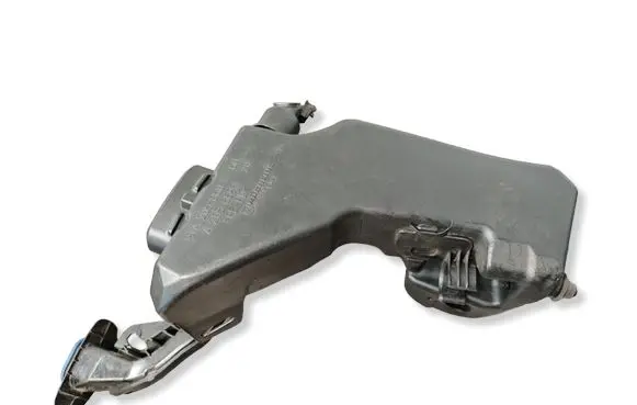 Mercedes-Benz GLC X253 C253 Windshield washer fluid reservoir/tank A2058600160 A205869