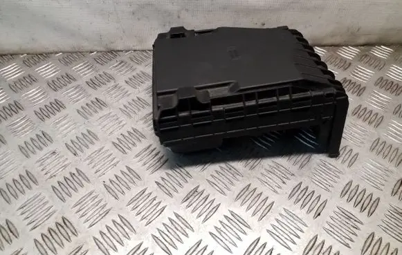 Volkswagen Tiguan Fuse box set 3C0937125A 1K0937132F