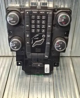 Volvo V40 Climate control unit 31288103 SN2100027716 MU423200230