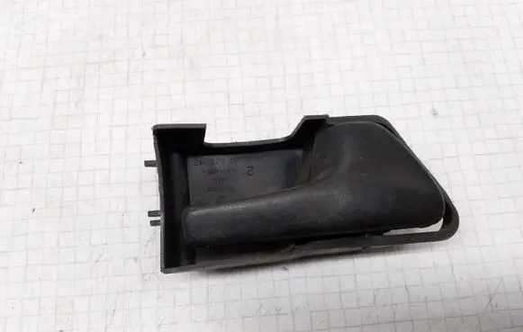 Volkswagen Golf III Front door interior handle 1H0837142