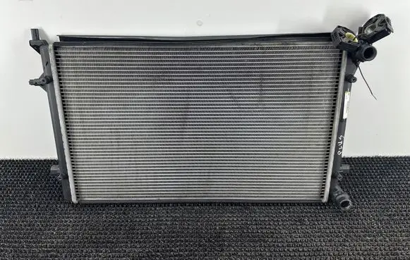Volkswagen Golf Plus Coolant radiator 1K0121251F