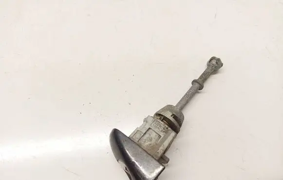 Peugeot RCZ Front door lock (next to the handle) 59395j01