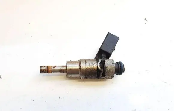 Audi A6 S6 C6 4F Fuel injector 06D133036D