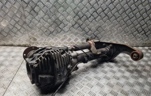 Mitsubishi Pajero Front differential MR453792