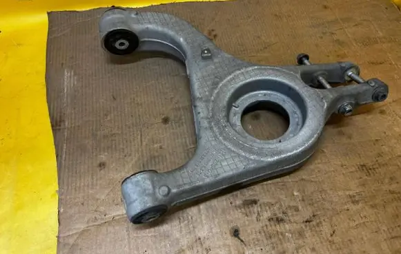 Porsche Panamera (970) Rear control arm 970331142 97033114202