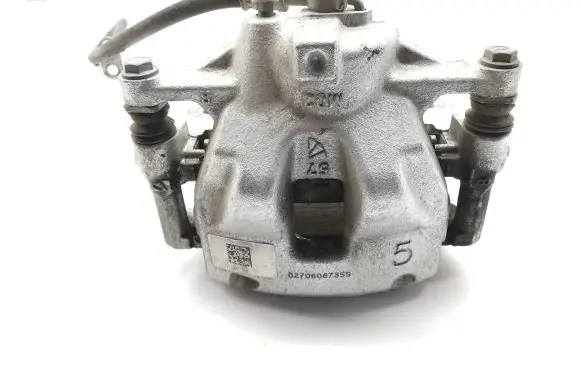Toyota Yaris Cross Front brake caliper