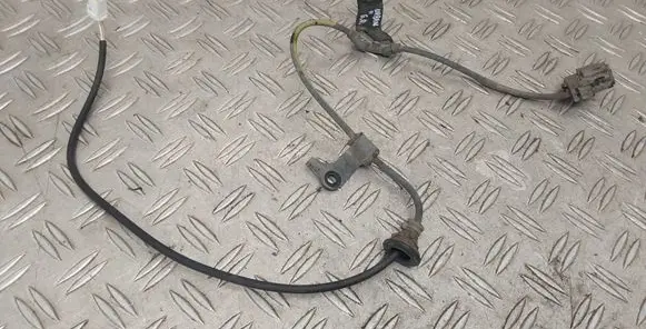 Toyota Urban Cruiser (XP110) Rear ABS sensor wiring 