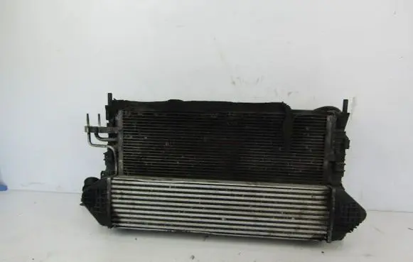 Ford Focus C-MAX Coolant radiator 