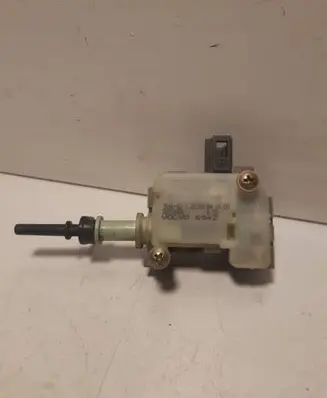 Volvo V50 Central locking motor 754662