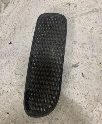 Skoda Octavia Mk1 (1U) Front bumper lower grill 1U0807368