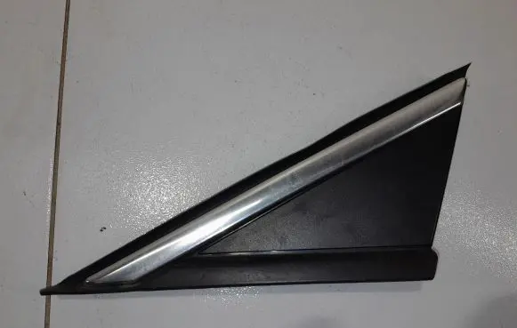 Opel Astra K Fender end trim 39041995
