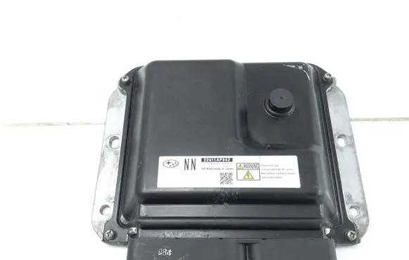 Subaru Legacy Engine control unit/module 2758009844