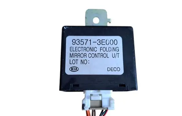 KIA Sorento Wing mirror control module 935713E000
