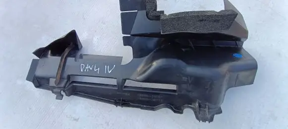 Toyota RAV 4 (XA40) Intercooler air channel guide 1669536081R