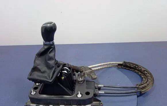 Skoda Octavia Mk3 (5E) Gear shift rod 5Q0711061F