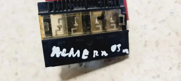 Nissan Almera N16 Fuse module