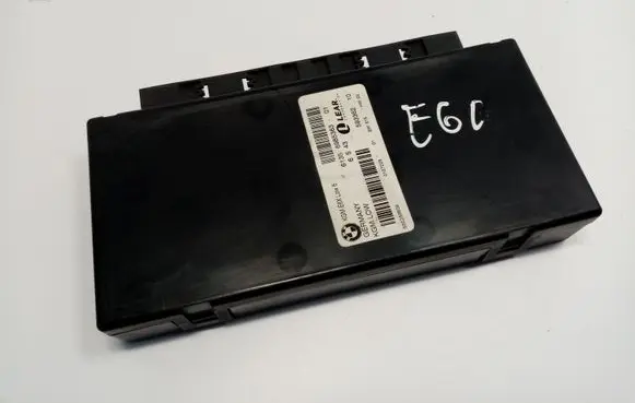 BMW 5 E60 E61 Gateway control module 61356985363 61356978324