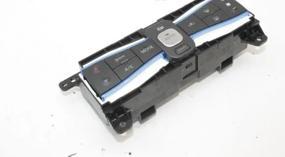 Nissan Leaf I (ZE0) Interior fan control switch 275003NH0C