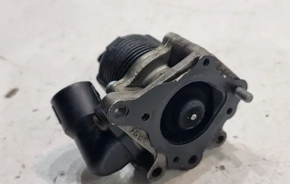 Volkswagen PASSAT B7 USA EGR valve 06K131097L