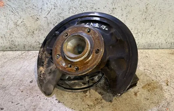 Mercedes-Benz GLA W156 Rear wheel hub