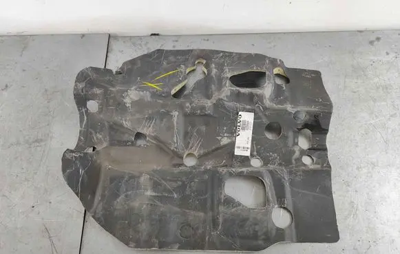 Volvo C40 Sound insulation of firewall 32228428