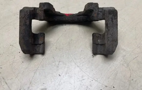 BMW 5 E60 E61 Brake caliper pad carrier rear 
