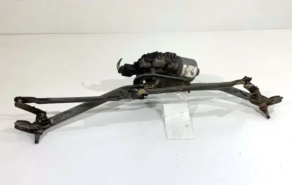 Skoda Superb B5 (3U) Front wiper linkage and motor 3B1955113D