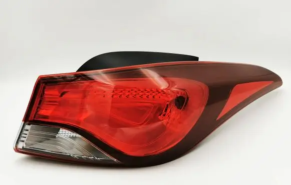 Hyundai Elantra Rear/tail lights 924023X2