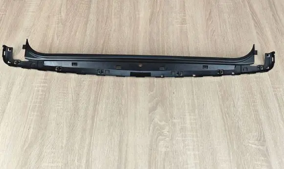BMW 8 G16 Air flow deflector 1762631