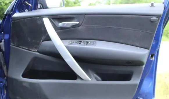 BMW X3 E83 Front door card panel trim