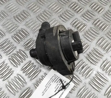 Jaguar I-Pace Electric auxiliary coolant/water pump J9D318D473AA