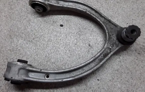 Mercedes-Benz C W205 Front upper control arm/wishbone 
