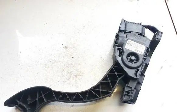 Ford Mondeo MK IV Accelerator throttle pedal 6g929f836rc
