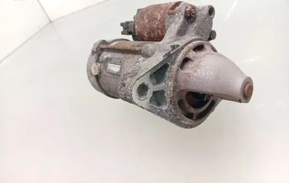 Toyota Avensis T270 Starter motor 281000T060
