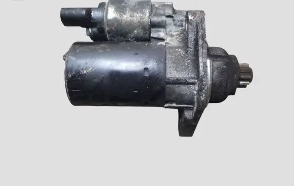 Volkswagen Golf V Starter motor