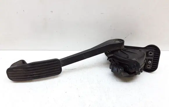 Volvo S80 Accelerator throttle pedal 9496822
