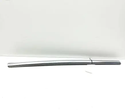 Tesla Model S Door glass trim 109592000C