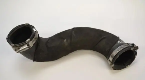 Audi A4 S4 B8 8K Intercooler hose/pipe 8K0145709E