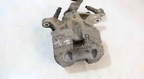 Mazda 3 III Rear brake caliper