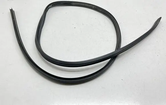 Peugeot Traveller Sliding door rubber seal 