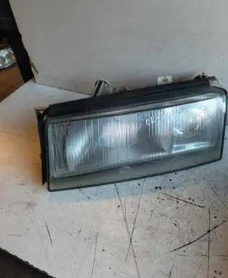Skoda Octavia Mk1 (1U) Headlight/headlamp 24608500