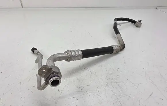 Audi A4 S4 B9 Air conditioning (A/C) pipe/hose 8W2820740D